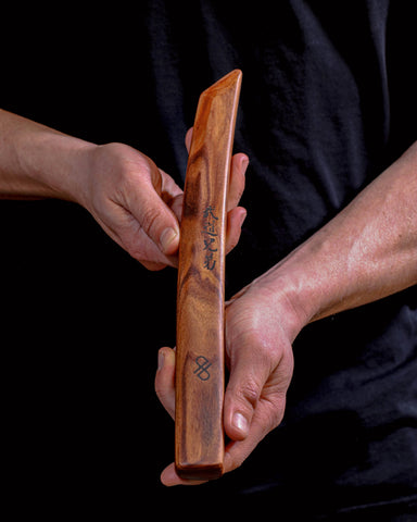 Santos Rosewood Tanto Trainer